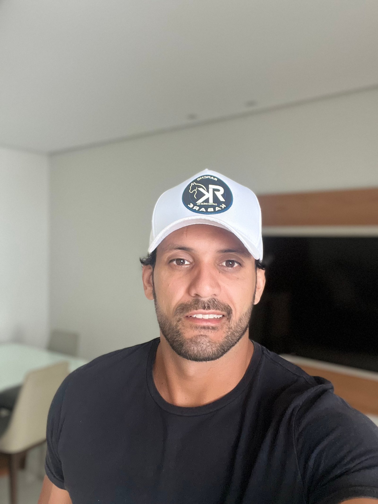 Carlos Eduardo Oliveira